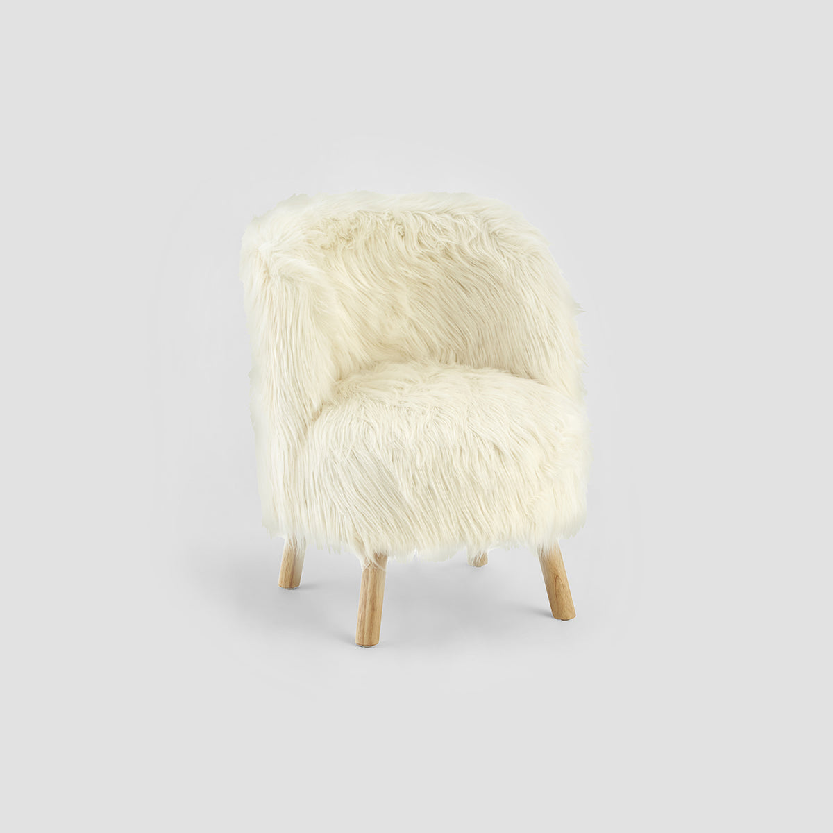 Kids White Faux Fur Accent Chair – Cosy Plush Seating for Bedroom or Playroom
