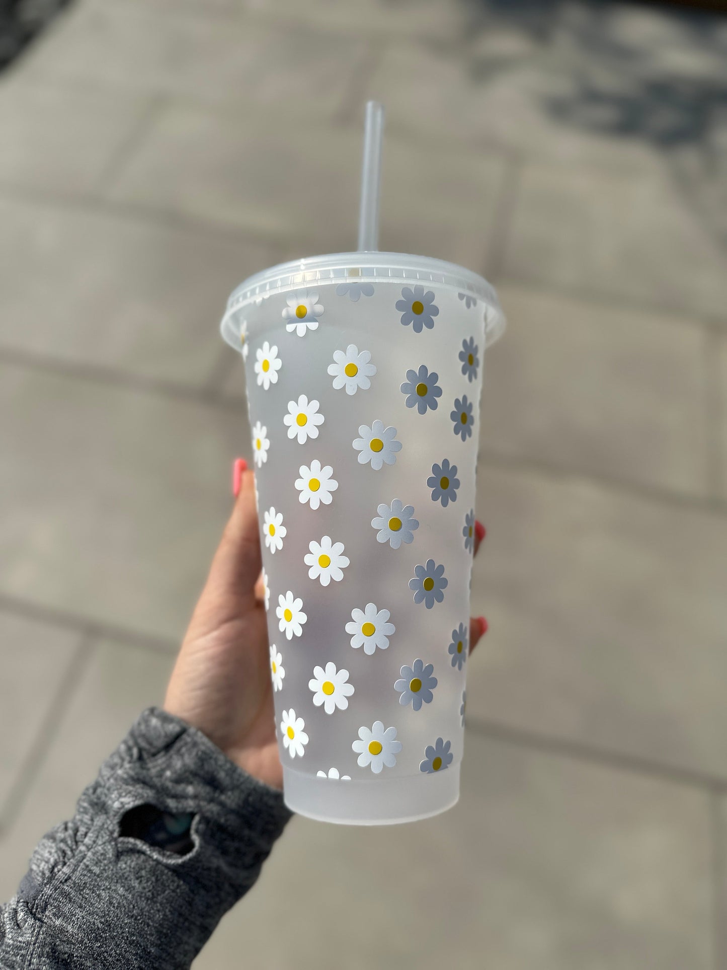 Daisy Tumbler Venti Cold Cup 24oz - With Straw